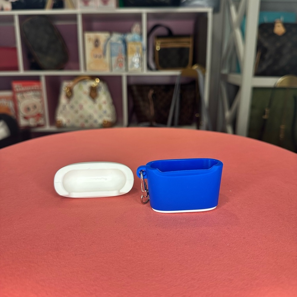 Labubu AirPod Case - Picture 4 of 4
